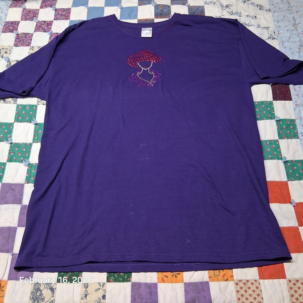 Red Hat Ladies Society Purple T Shirt‎ Size XL Crew Neck
